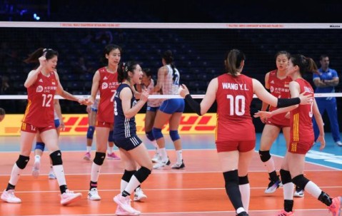 一传稳定进攻多点开花 中国女排轻取波多黎各