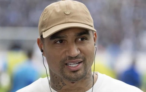 开云中国-大博阿滕：加盟巴萨需要梅西点头同意；更推崇C罗为孩子的榜样