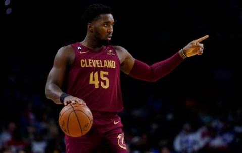 米切尔：我从未主动申请交易 没想到会加盟骑士