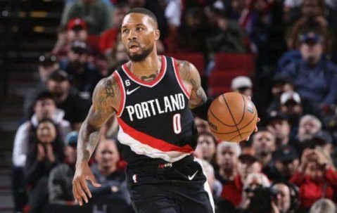 开云在线-开拓者结束开季连胜事小 利拉德伤势无碍事大